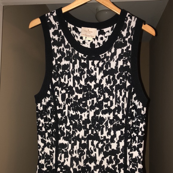 Kate Spade Black and White Floral Jacquard Fit and Flare Dress, Size Large. - Picture 8 of 11